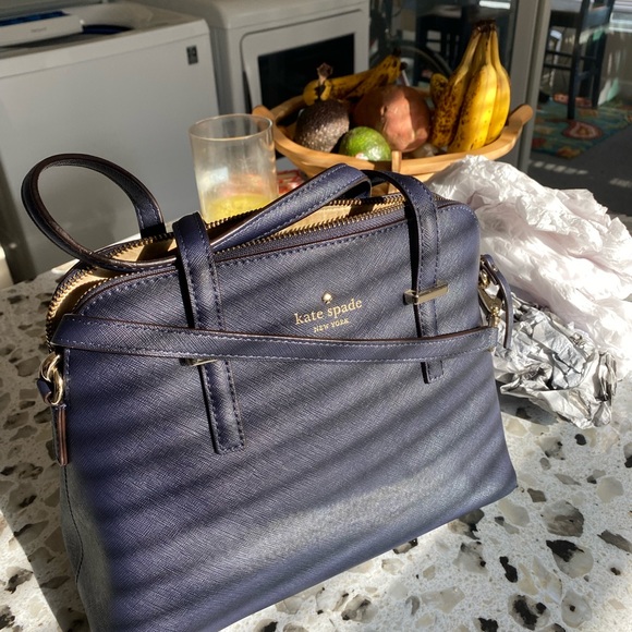 Kate Spade Purse - Picture 2 of 3